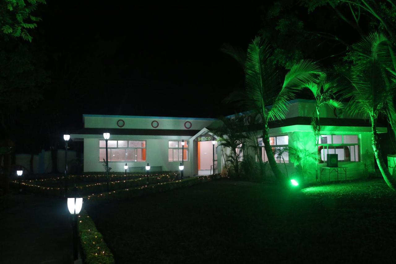 Fun And Food Resort & Holidays Harsola Exterior foto